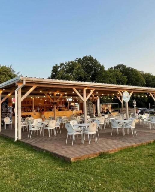 Wake Villa Brwinow Extérieur photo