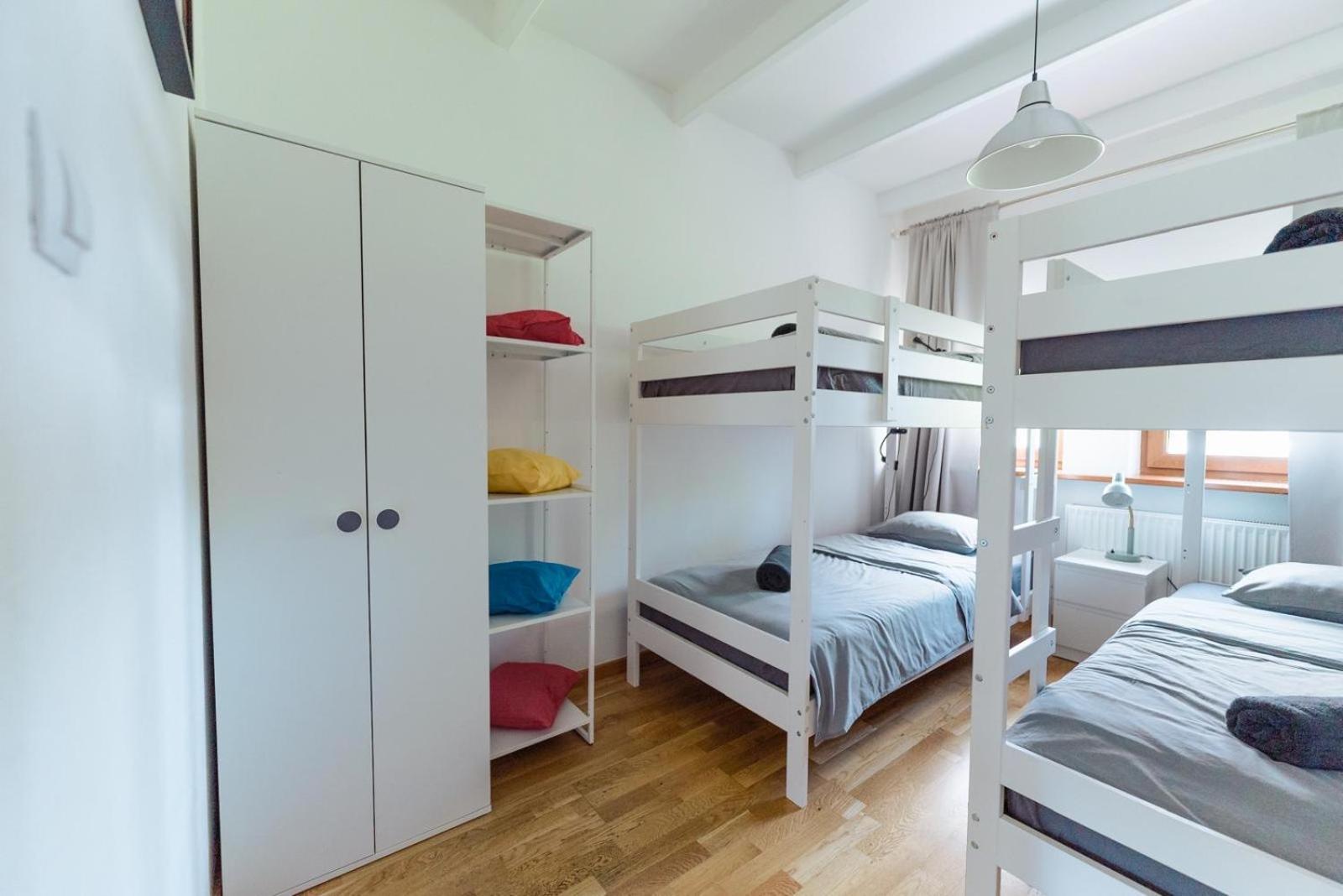 Wake Villa Brwinow Extérieur photo